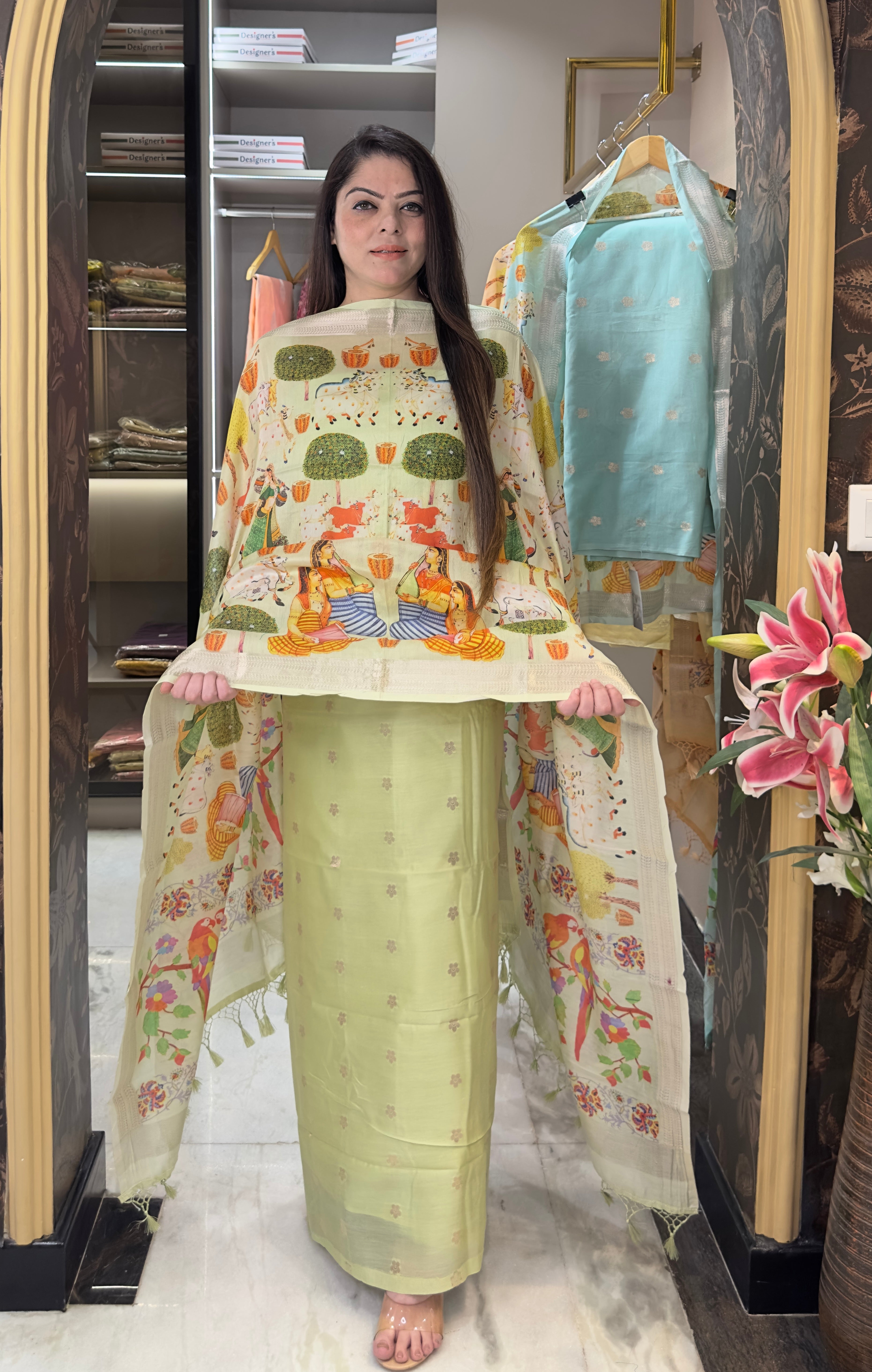 Pichwai print suit set