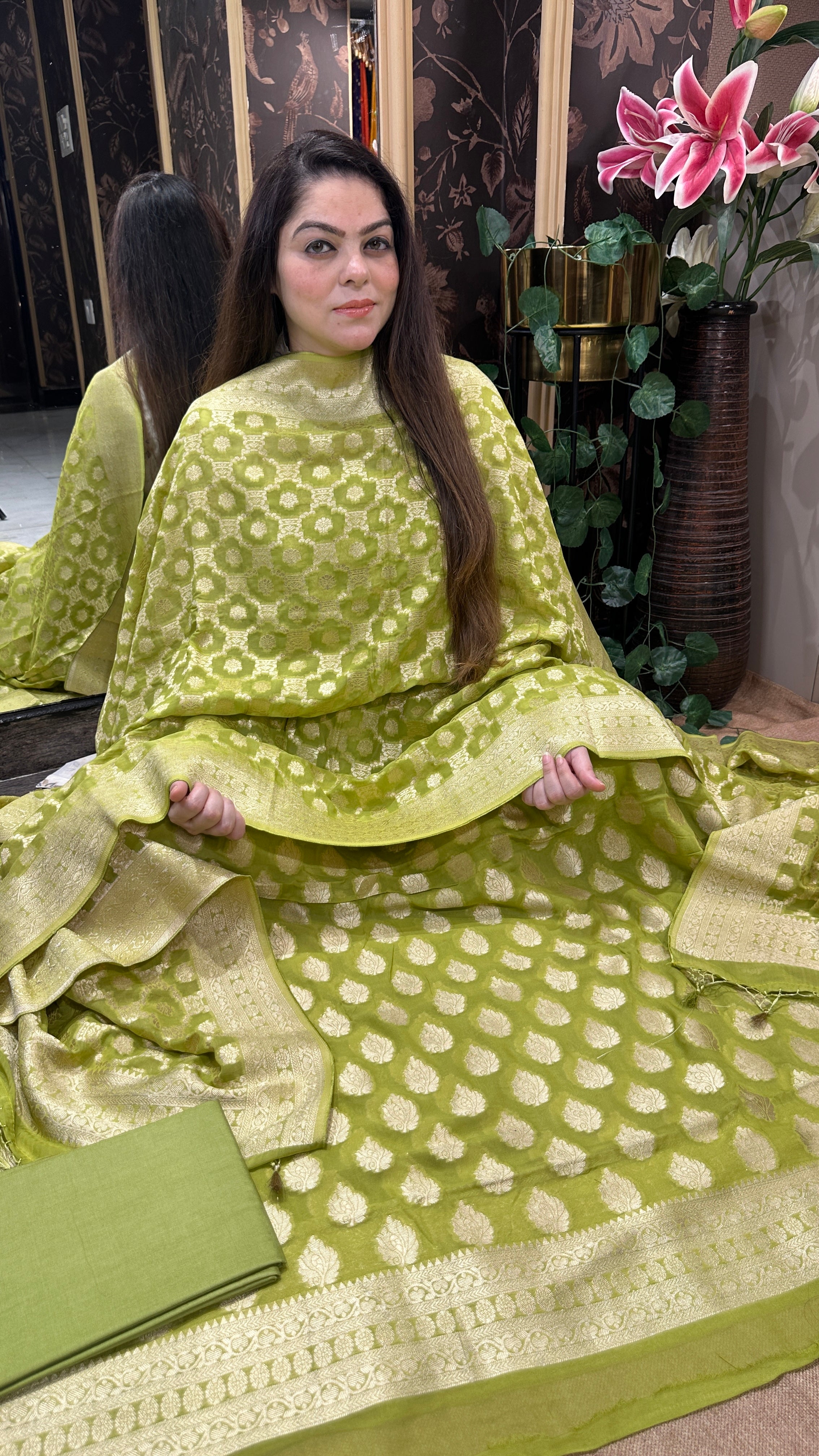 Viscose georgette suit