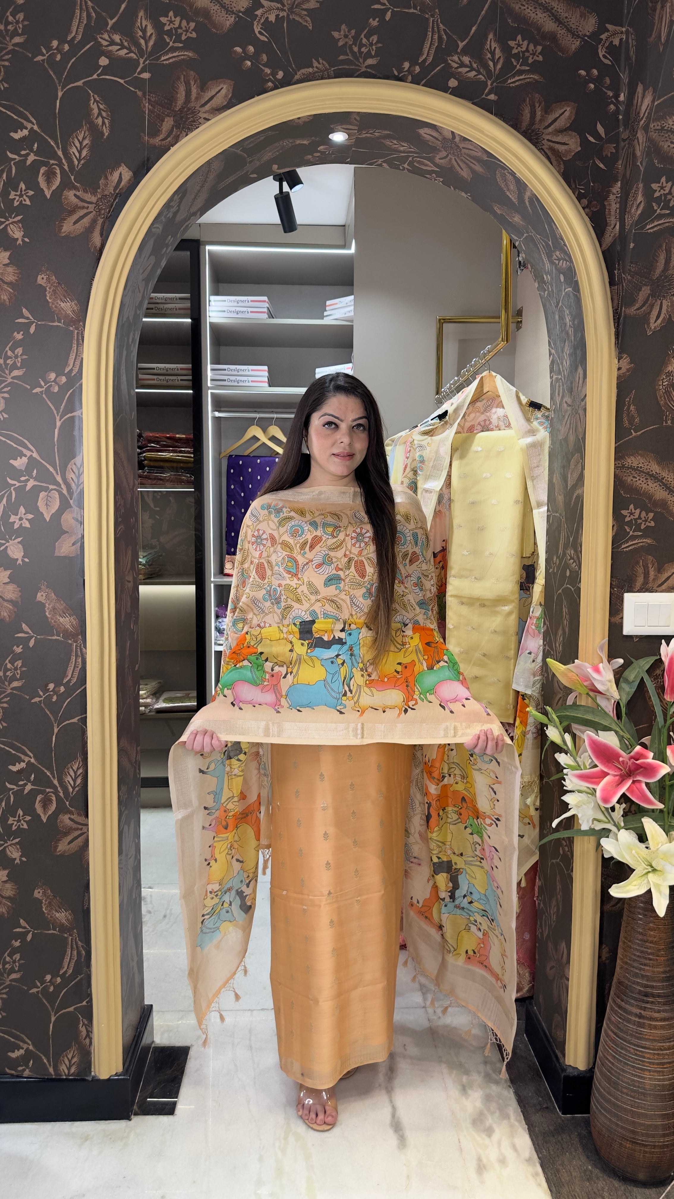 Pichwai print suit set