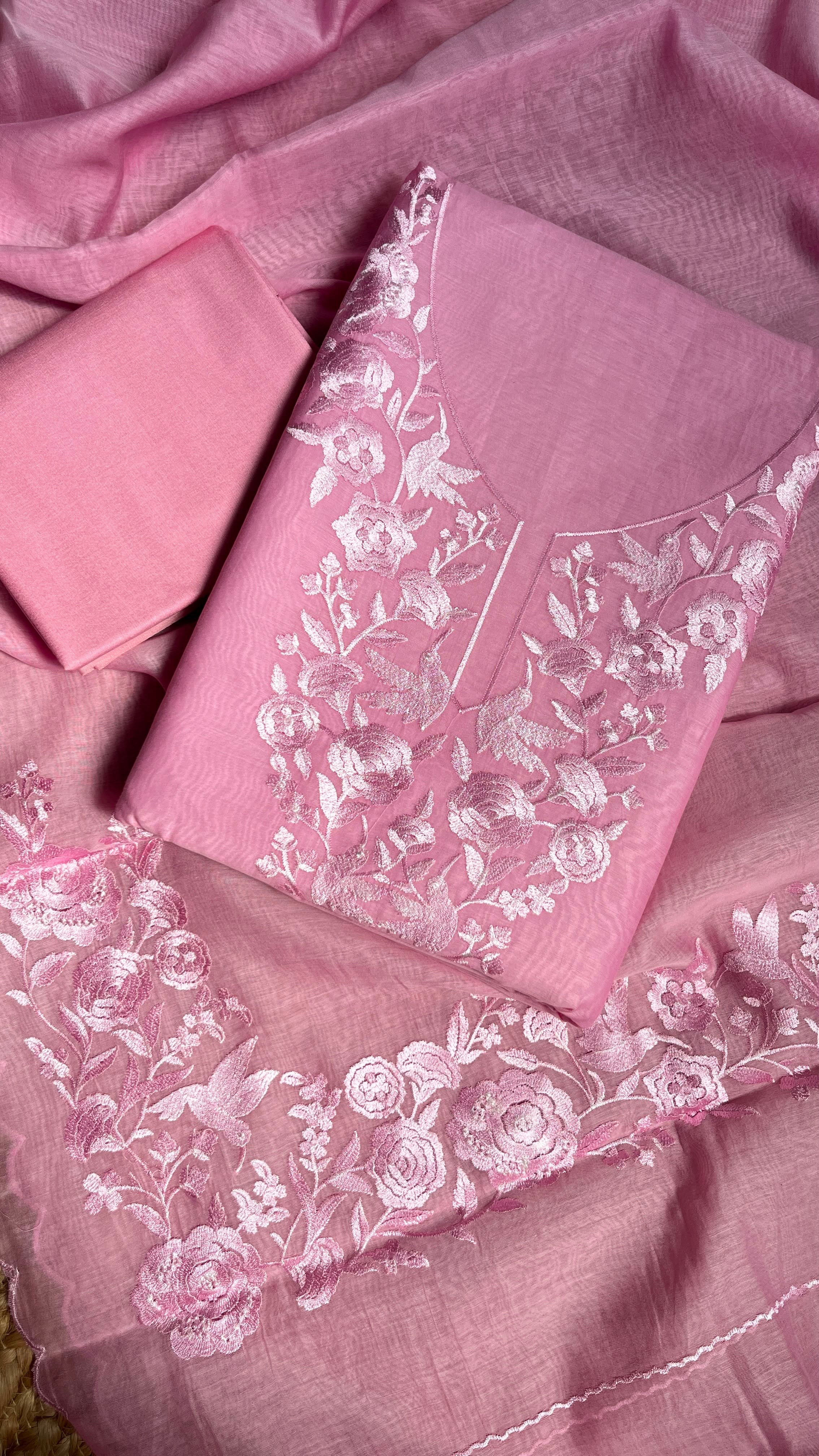Pure Mul Chanderi Silk Suit with Bird-Inspired Thread Embroidery – Complete 3-Piece Set